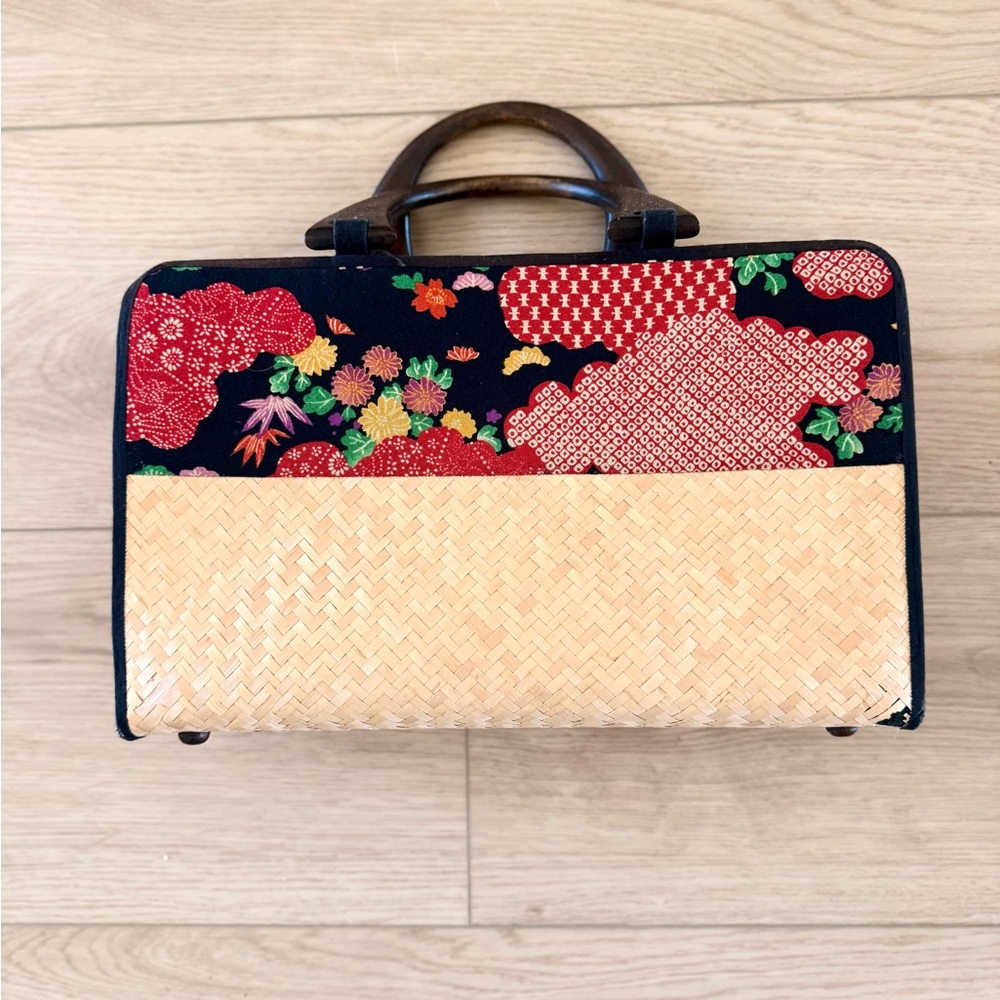 Woven Handbag with Floral Pattern